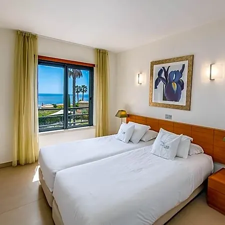 Mar Da Luz 4*